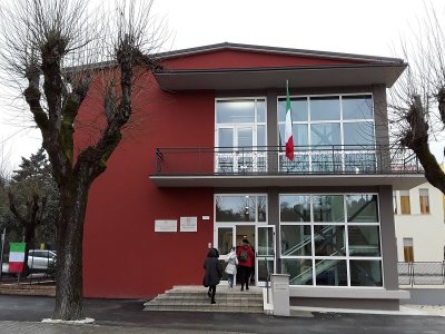 RICOSTRUZIONE: APRE LA NUOVA SCUOLA DI CALDAROLA