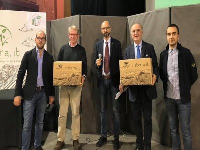 VIA TERRA: COOPERATIVA RURAL LIFE LANCIA PIATTAFORMA ON LINE PRODOTTI AGROALIMENTARI 